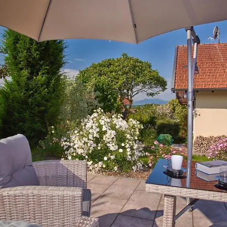 Linde Apartment *